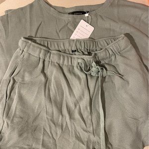 Comfy green lounge set